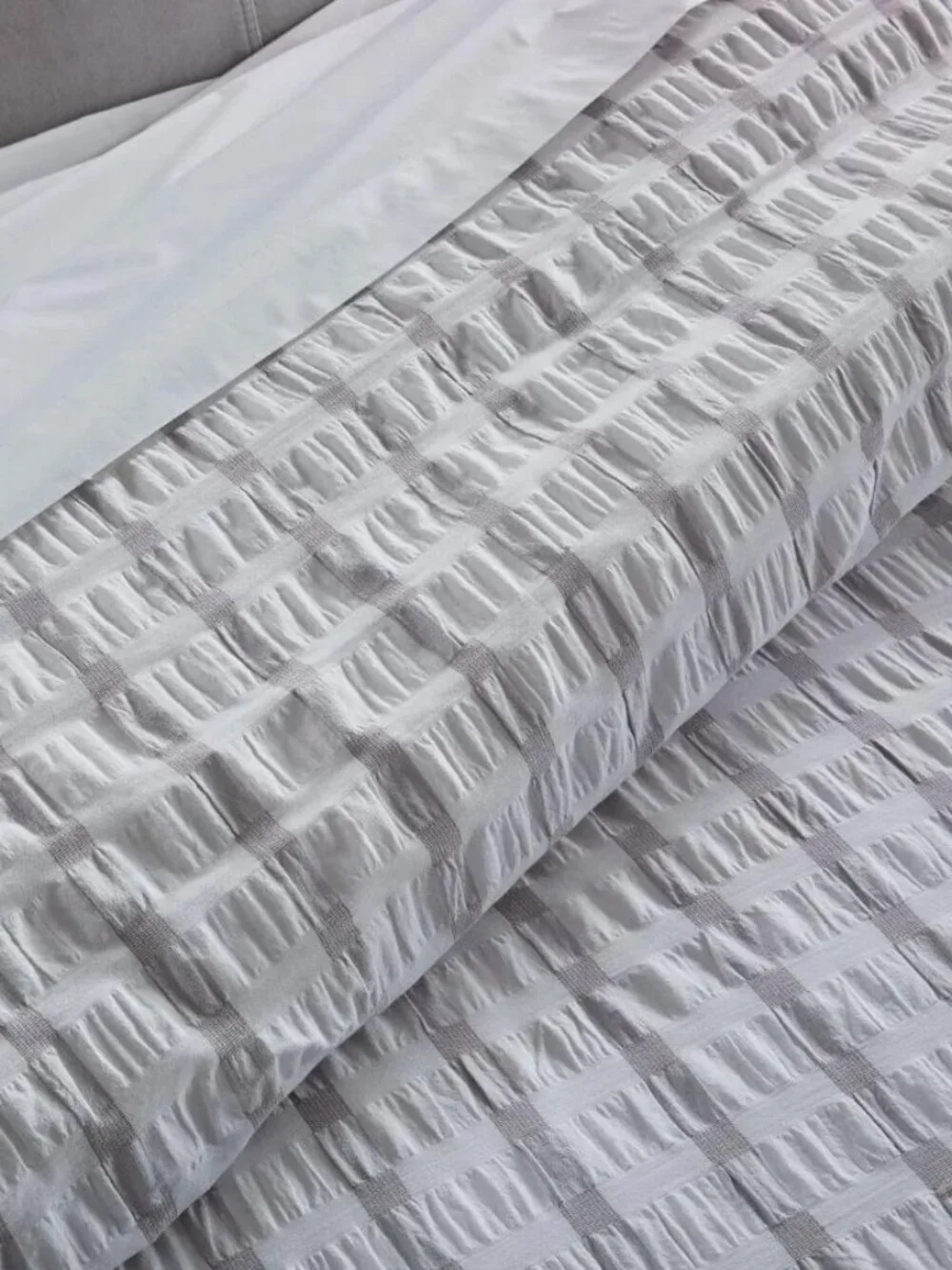 West Elm Duvet Cover & 3 Euro Shams Set